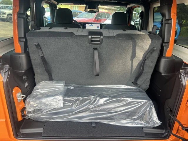 2027 Jeep JL Wrangler - Image 5 of 14