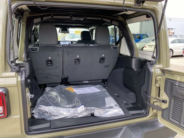 2027 Jeep JL Wrangler - Image 4 of 14