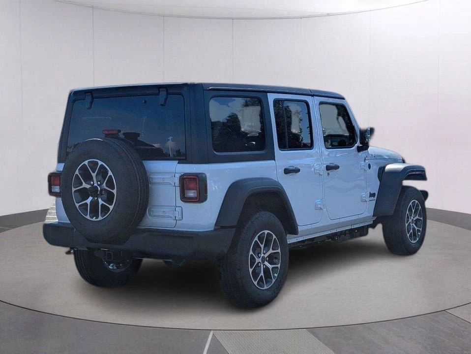 2027 Jeep JL Wrangler - Image 6 of 10