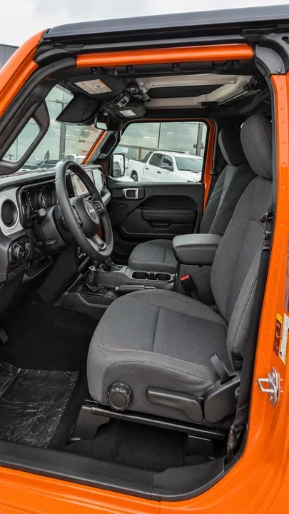 2027 Jeep JL Wrangler - Image 7 of 12