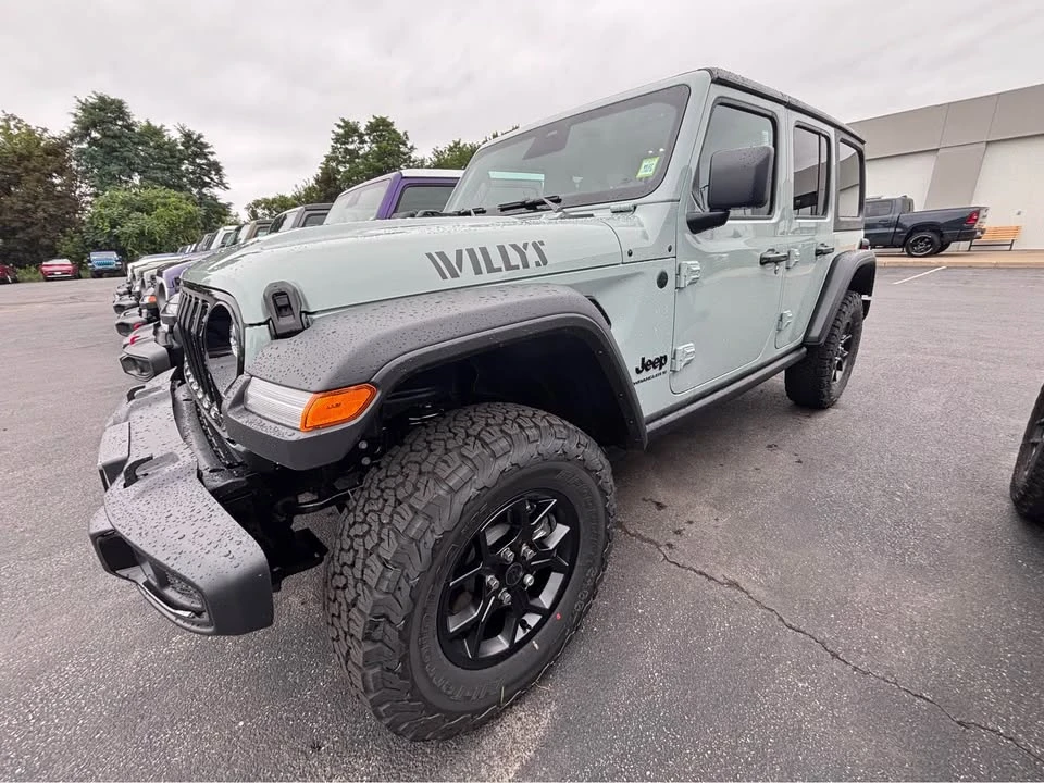 2027 Jeep JL Wrangler - Image 3 of 11