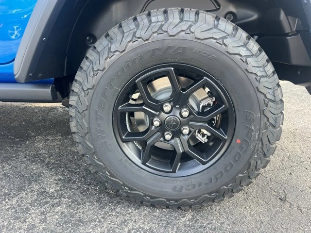 2027 Jeep JL Wrangler - Image 6 of 15
