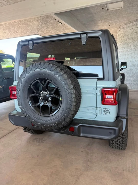2027 Jeep JL Wrangler - Image 4 of 9