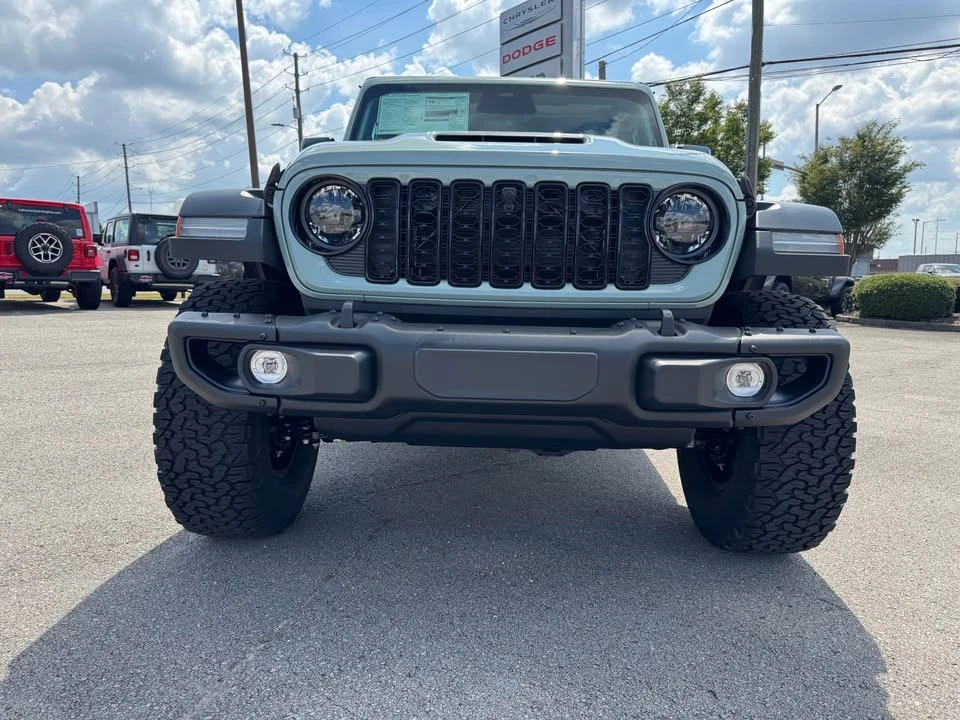 2027 Jeep JL Wrangler - Image 4 of 15