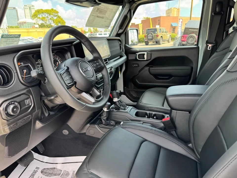 2027 Jeep JL Wrangler - Image 13 of 15