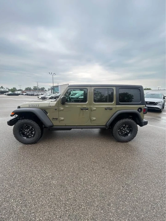 2027 Jeep JL Wrangler - Image 2 of 14