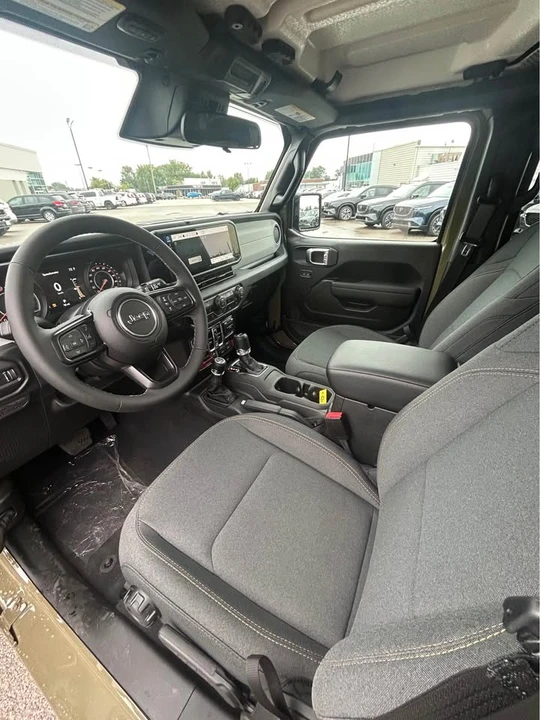 2027 Jeep JL Wrangler - Image 11 of 14