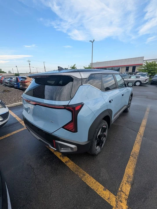 2027 Kia Seltos - Image 5 of 5