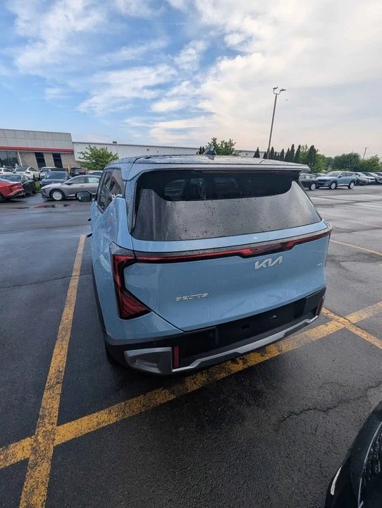 2027 Kia Seltos - Image 4 of 5