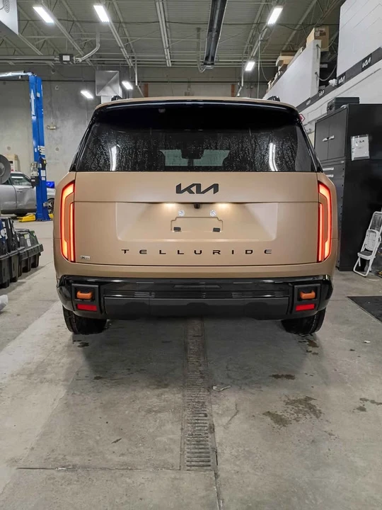 2027 Kia Telluride - Image 5 of 8