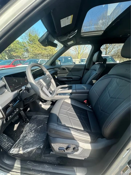 2027 Kia Telluride - Image 7 of 15