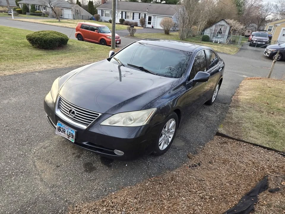 2027 Lexus ES 7th Gen - Image 2 of 16