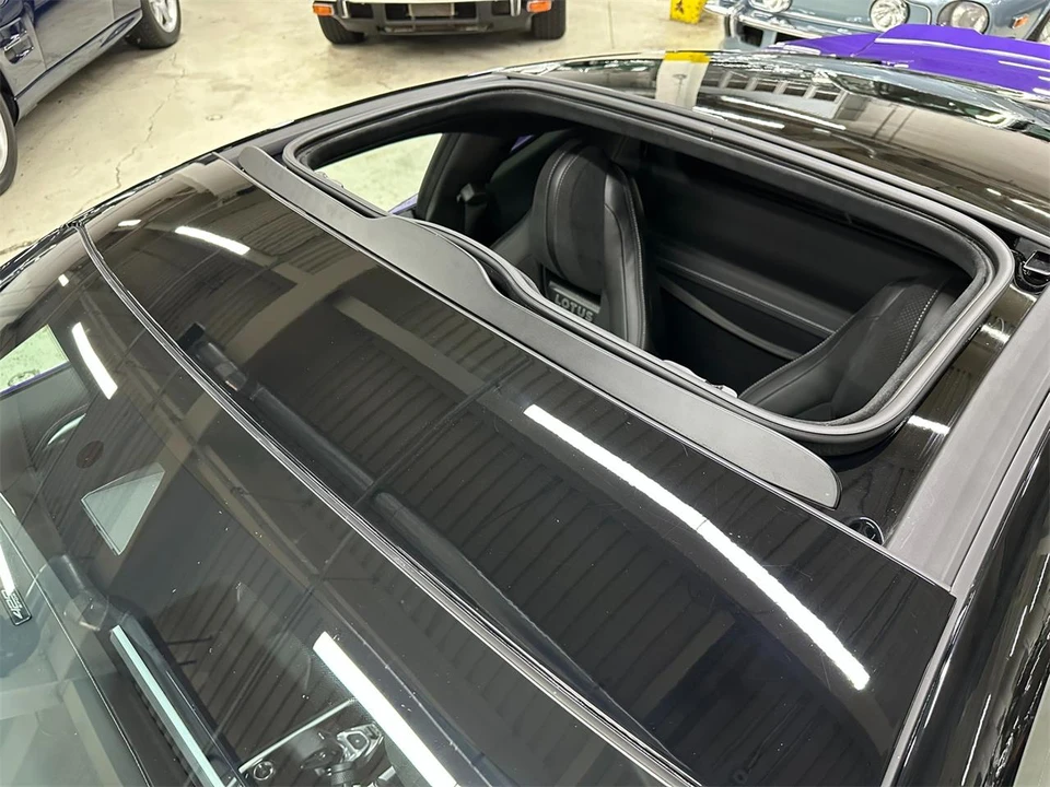 2027 Lotus Emira - Image 11 of 31