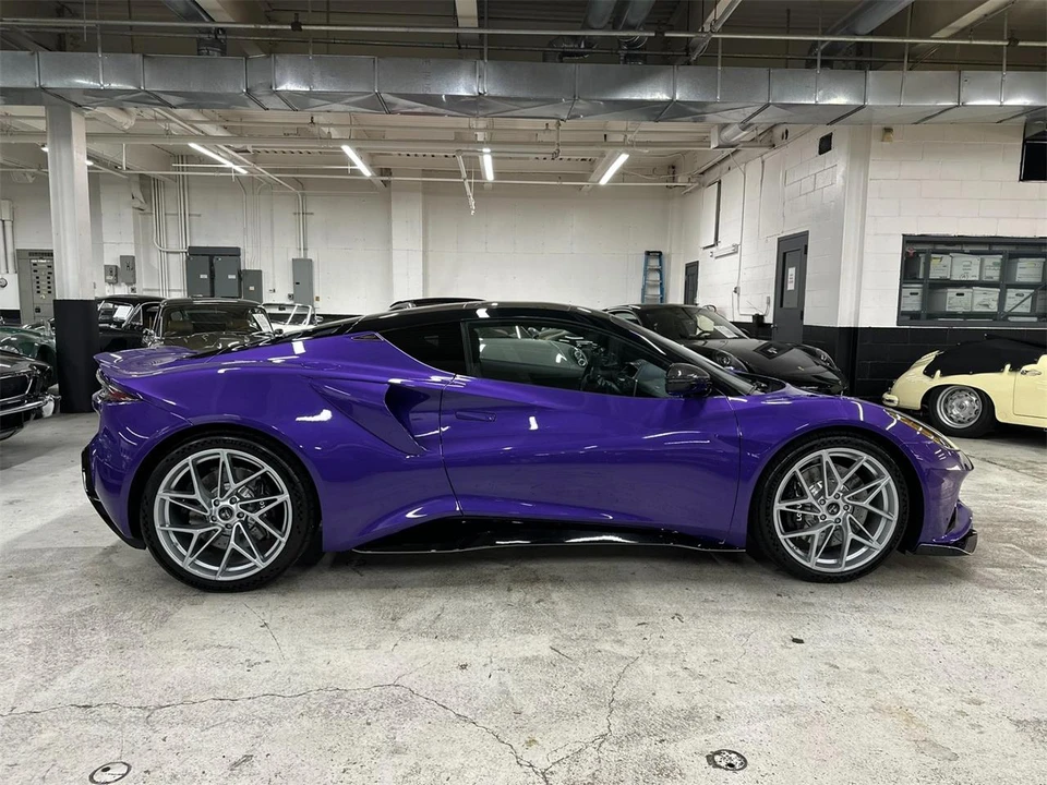 2027 Lotus Emira - Image 7 of 31