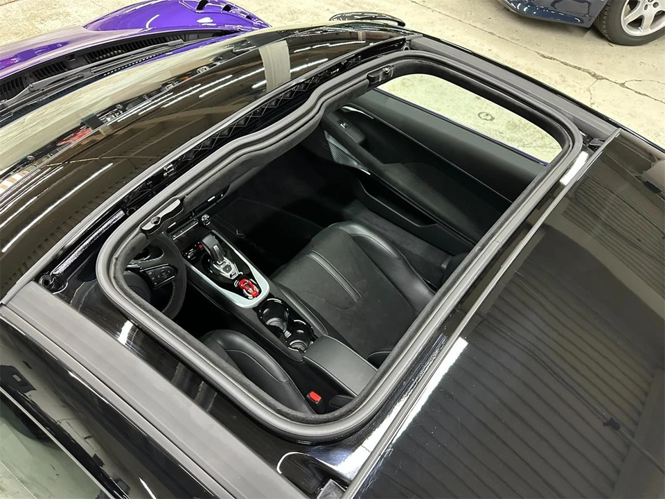 2027 Lotus Emira - Image 9 of 31