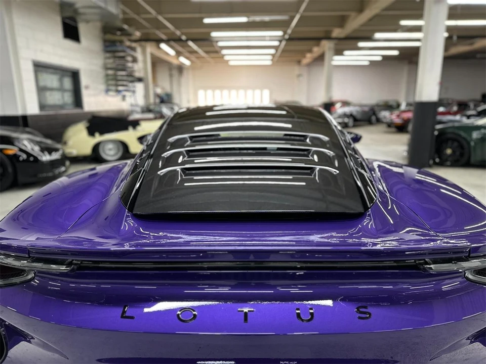 2027 Lotus Emira - Image 22 of 31