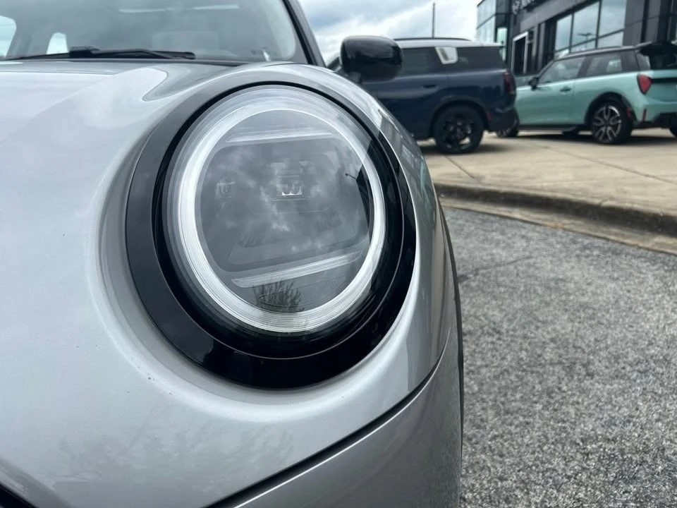 2027 Mini Mini 4th Gen - Image 15 of 20