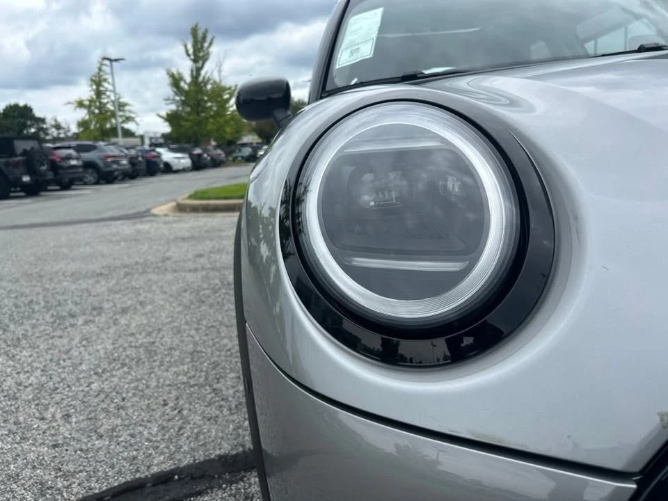 2027 Mini Mini 4th Gen - Image 16 of 20