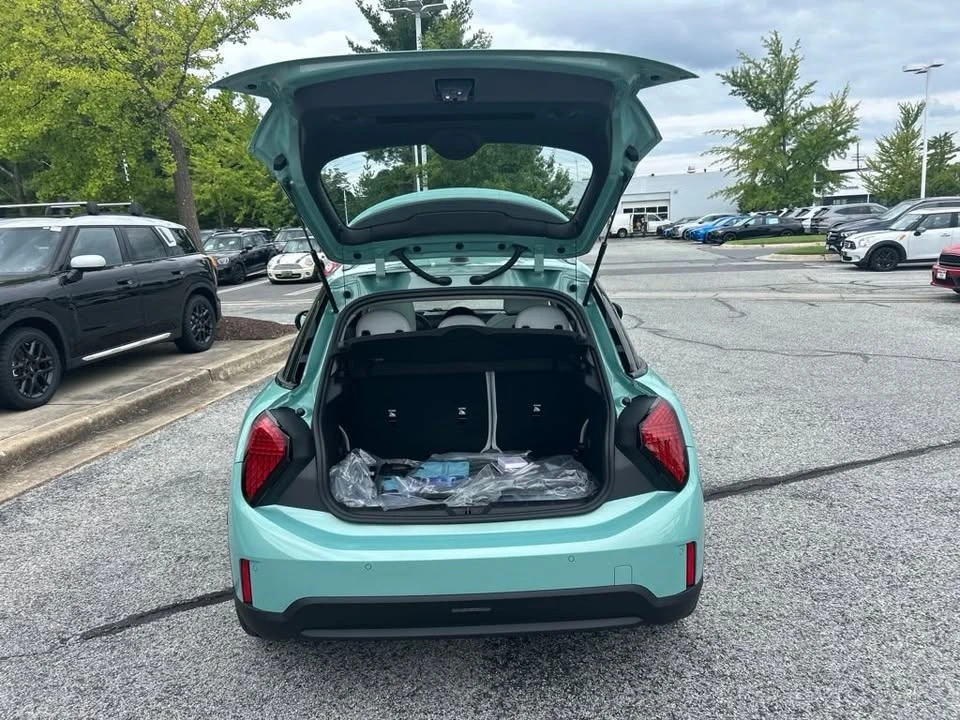 2027 Mini Mini 4th Gen - Image 7 of 20