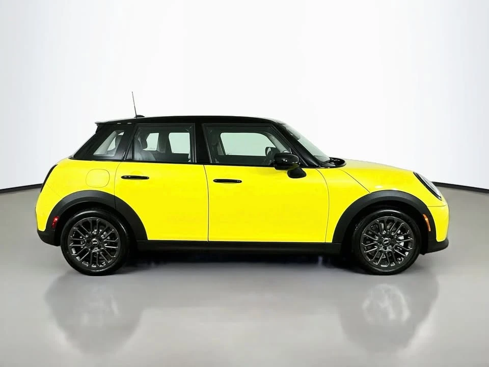 2027 Mini Mini 4th Gen - Image 4 of 20