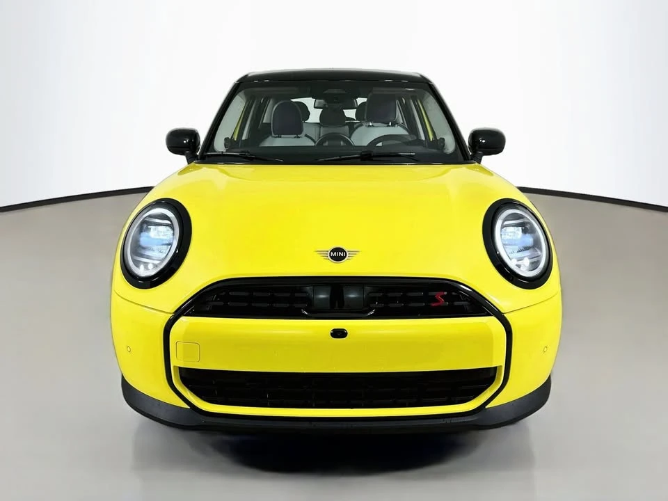 2027 Mini Mini 4th Gen - Image 2 of 20