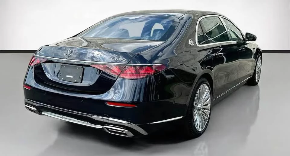 2027 Maybach - Image 5 of 18