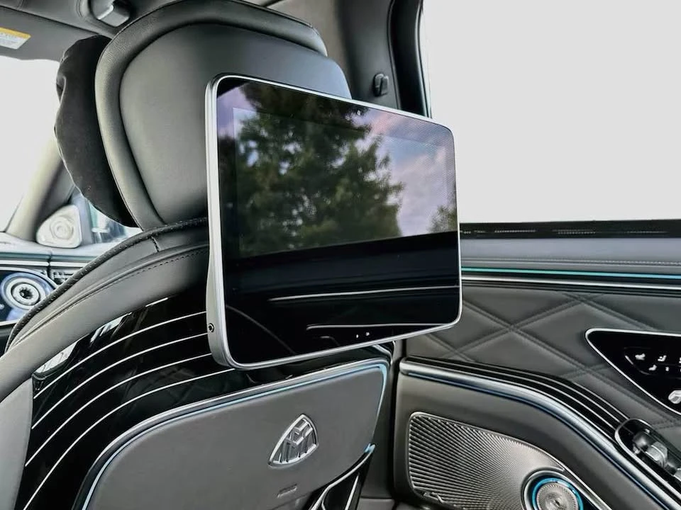 2027 Maybach - Image 13 of 18