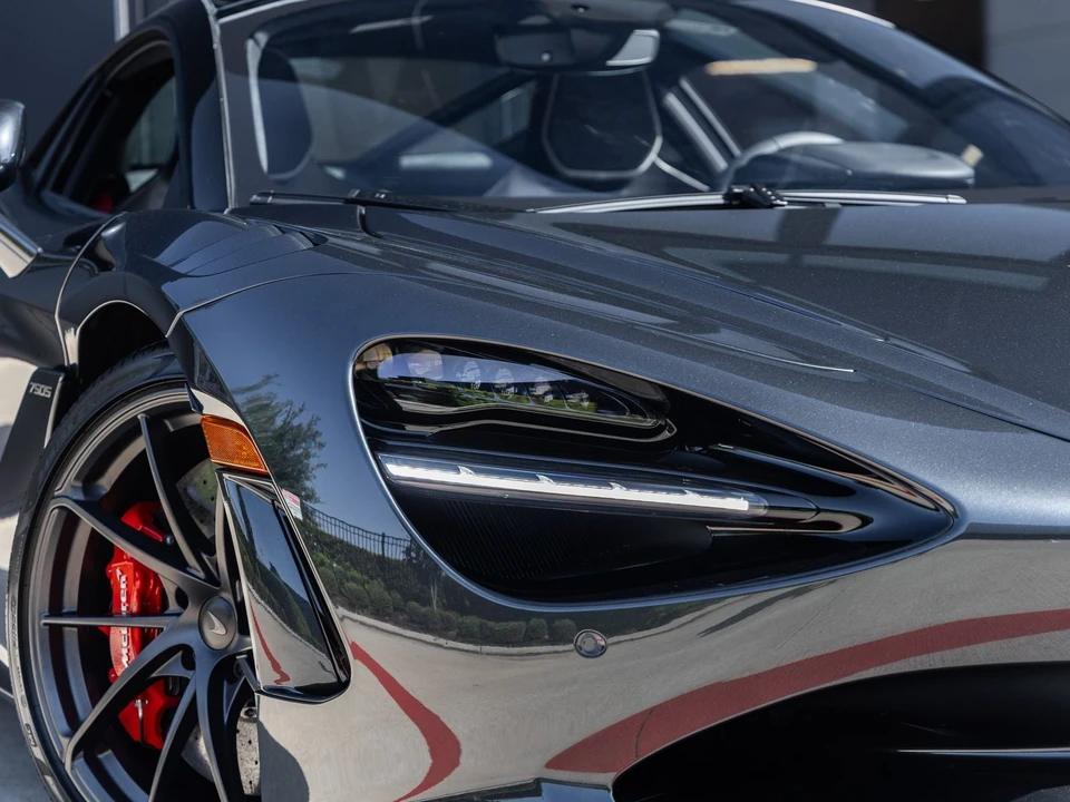 2027 McLaren 750S Coupe - Image 23 of 31