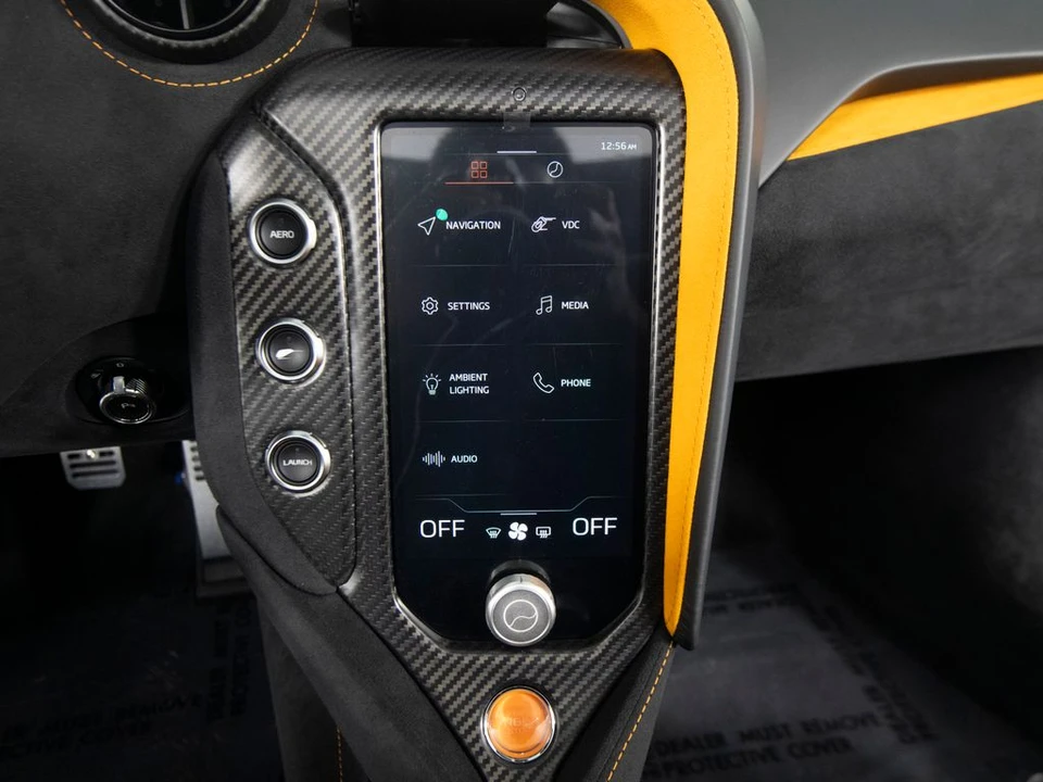 2027 McLaren 750S - Image 24 of 31