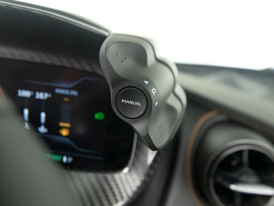 2027 McLaren 750S Spider - Image 24 of 31