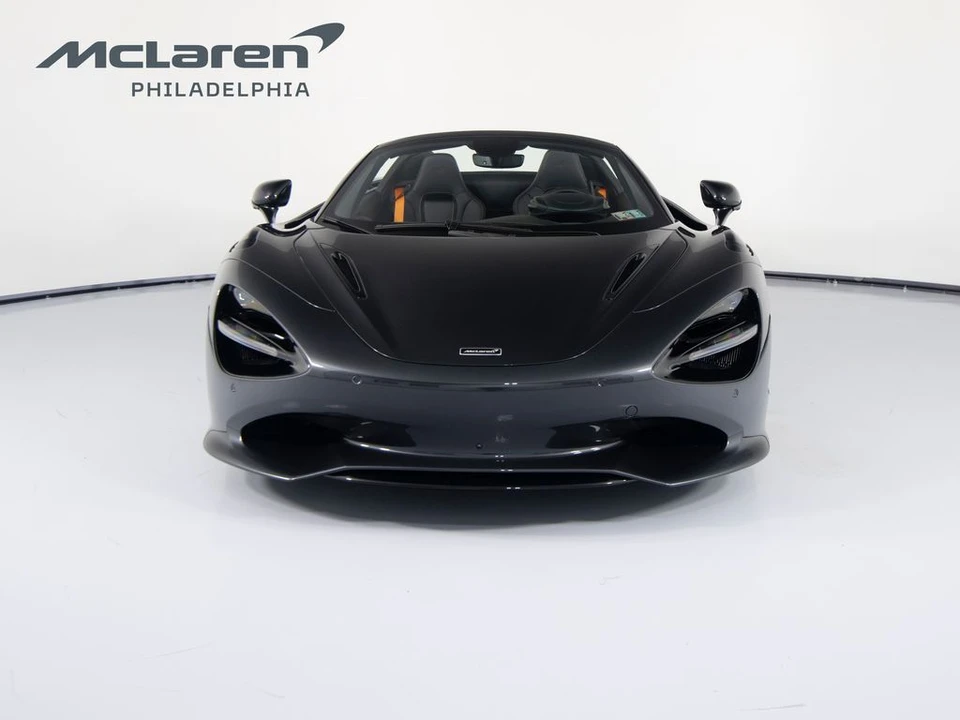 2027 McLaren 750S Spider - Image 3 of 31