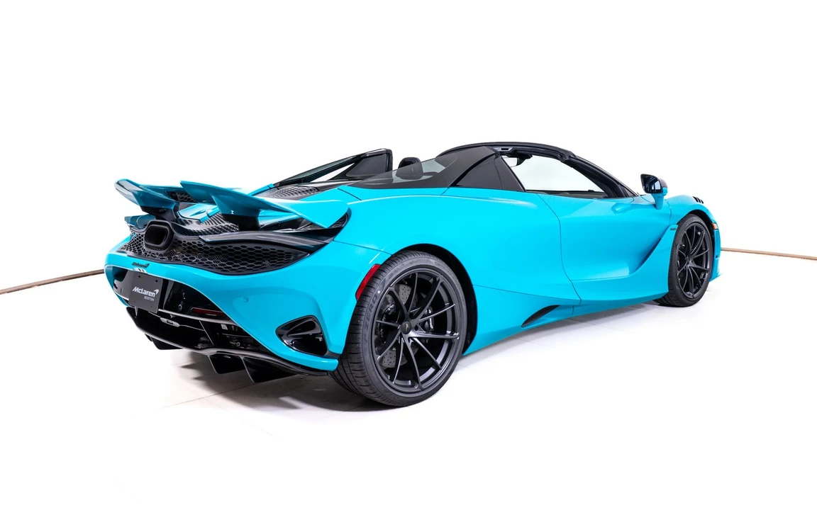 2027 McLaren 750S Spider - Image 7 of 27