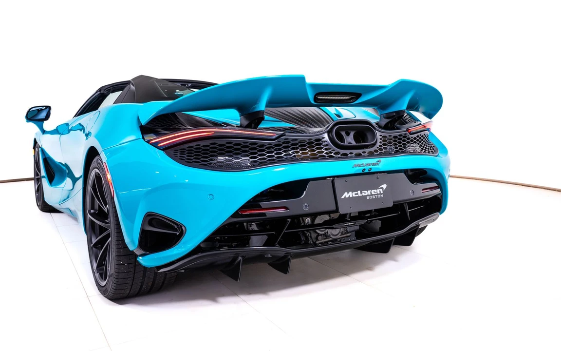 2027 McLaren 750S Spider - Image 13 of 27