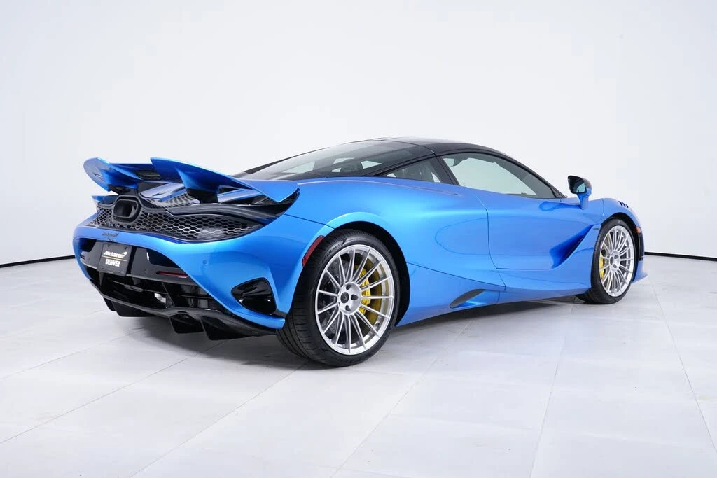 2027 McLaren 750S Coupe - Image 7 of 27