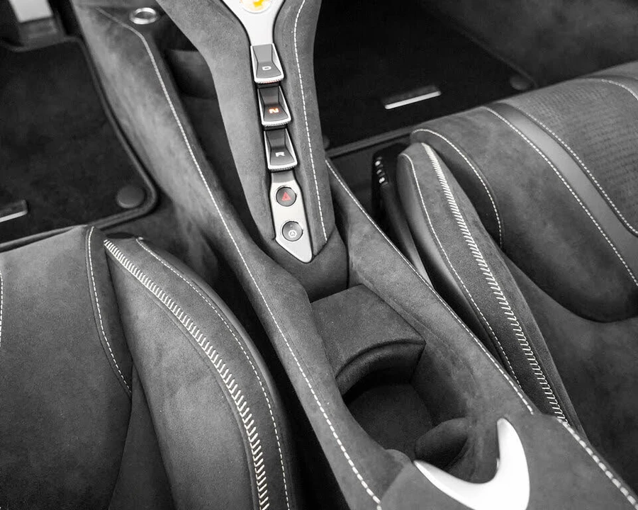 2027 McLaren 750S Coupe - Image 27 of 31