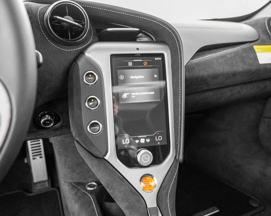 2027 McLaren 750S Coupe - Image 8 of 31