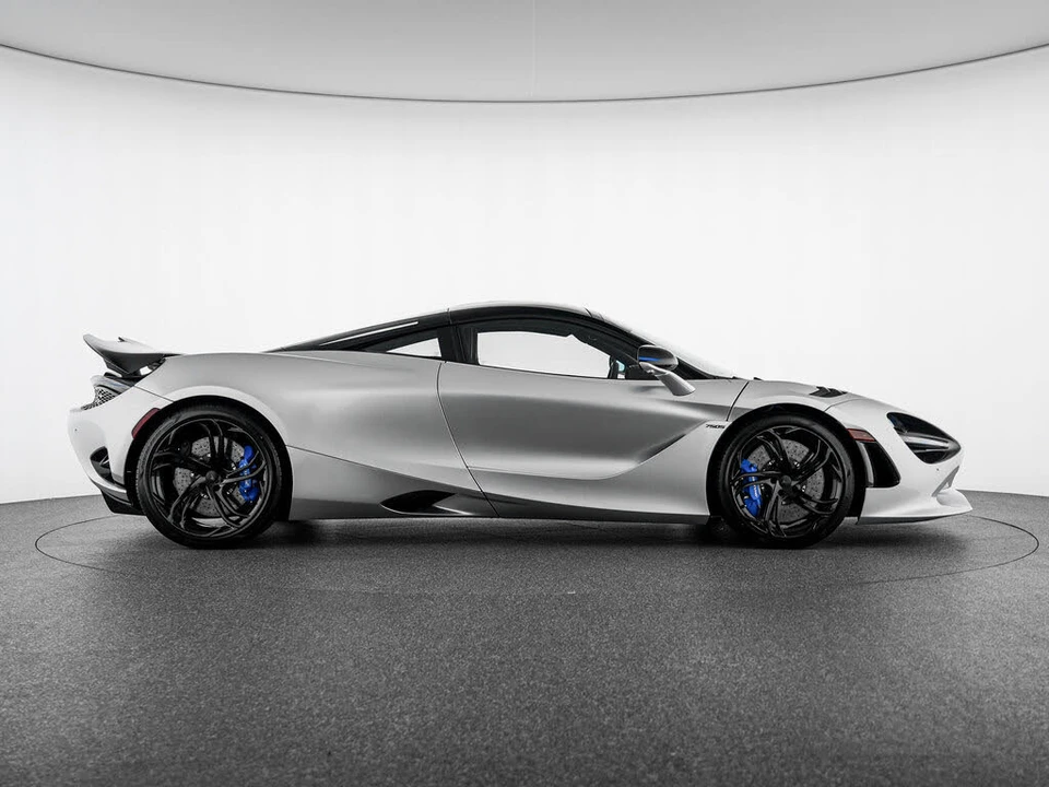 2027 McLaren 750S Coupe - Image 19 of 31