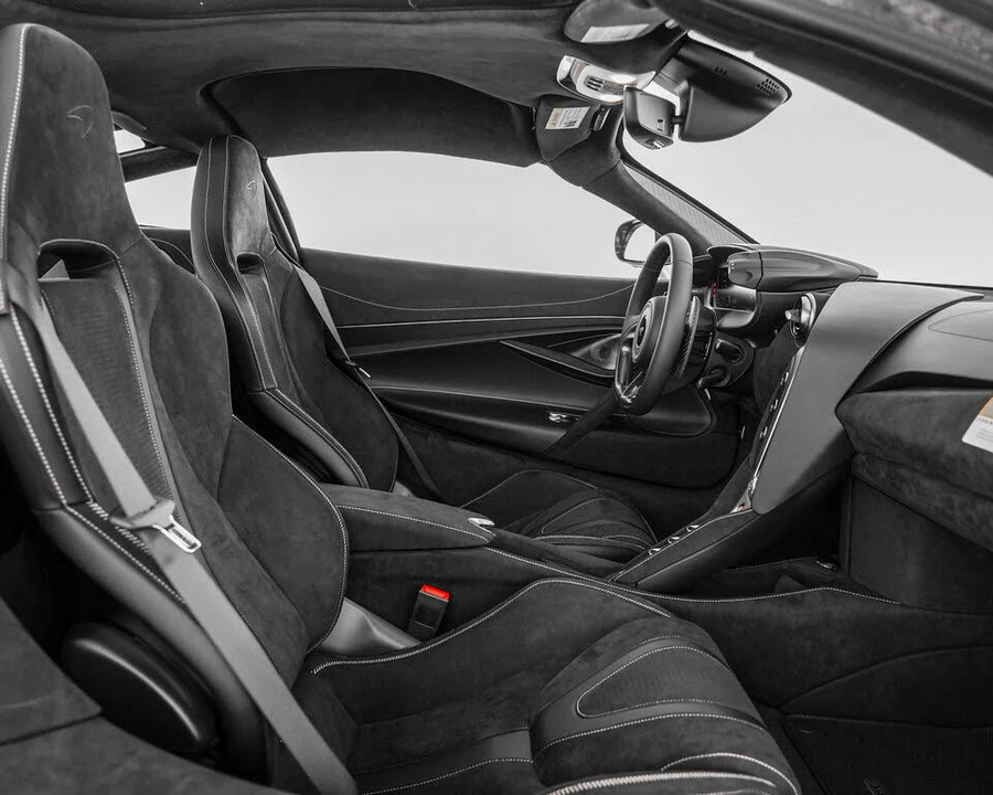 2027 McLaren 750S Coupe - Image 30 of 31