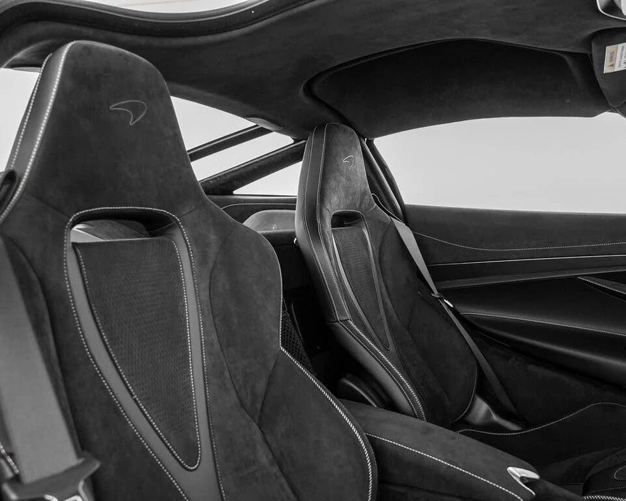 2027 McLaren 750S Coupe - Image 7 of 31