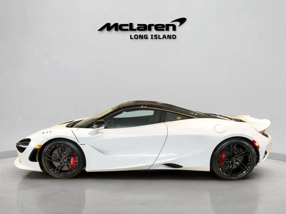 2027 McLaren 750S Coupe - Image 8 of 31