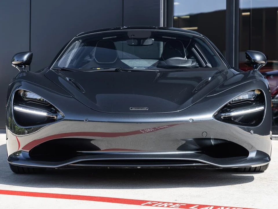 2027 McLaren 750S Coupe - Image 5 of 31