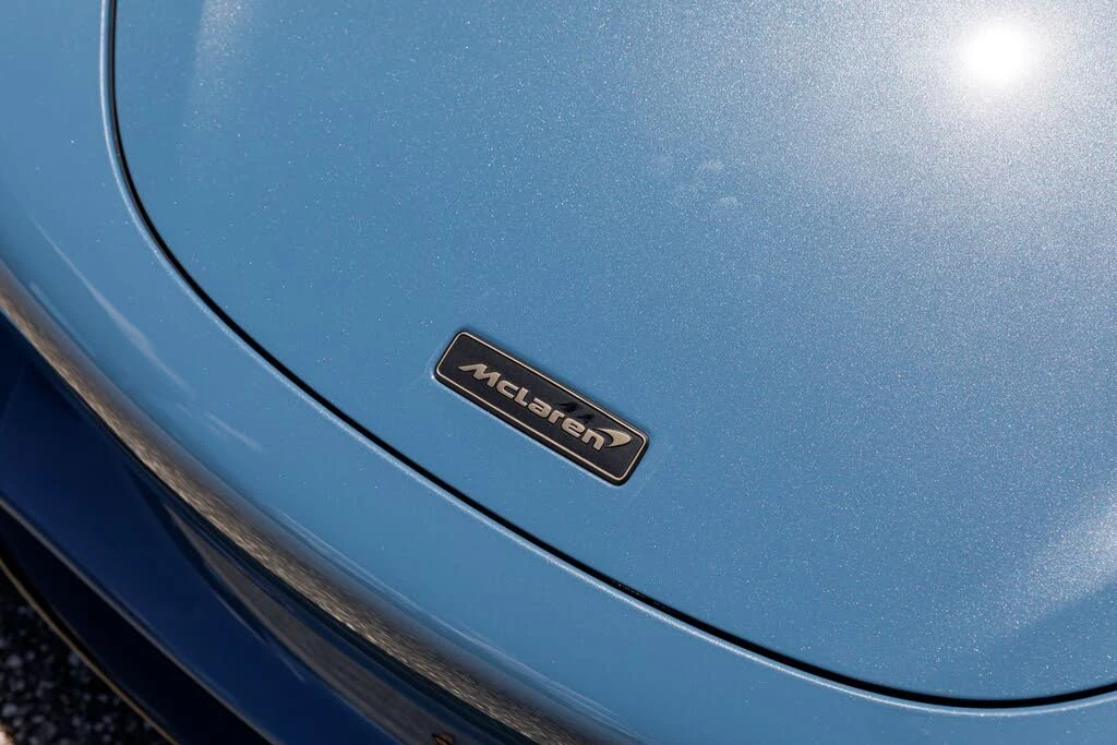 2027 McLaren 750S Coupe - Image 2 of 31