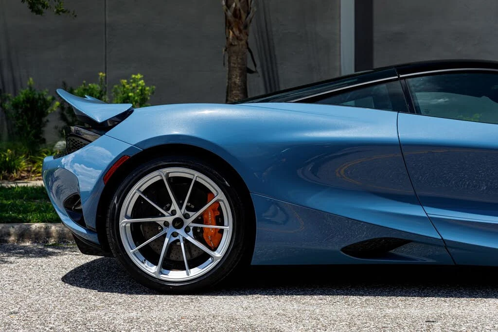 2027 McLaren 750S Coupe - Image 13 of 31