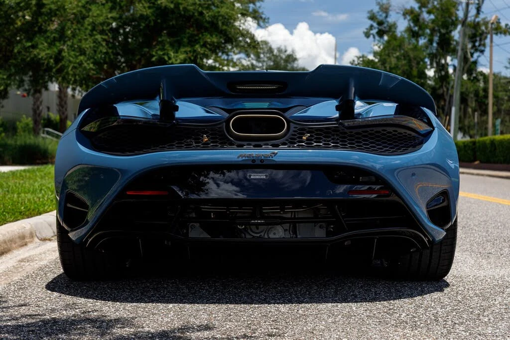 2027 McLaren 750S Coupe - Image 11 of 31