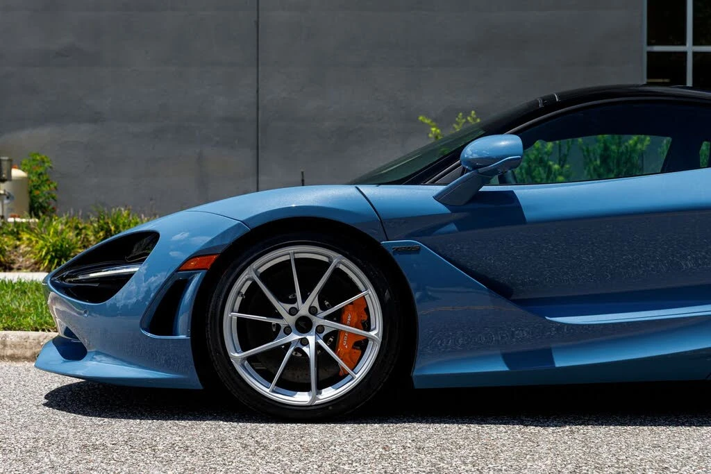 2027 McLaren 750S Coupe - Image 26 of 31
