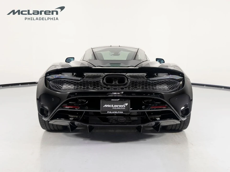 2027 McLaren 750S Coupe - Image 4 of 31