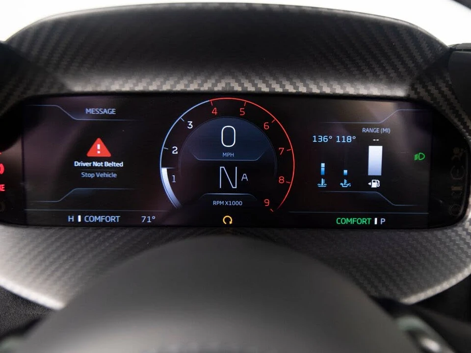 2027 McLaren 750S Coupe - Image 15 of 31