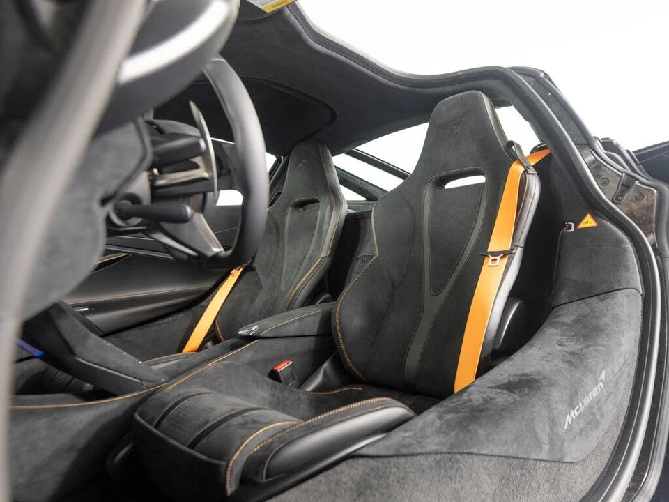 2027 McLaren 750S Coupe - Image 30 of 31