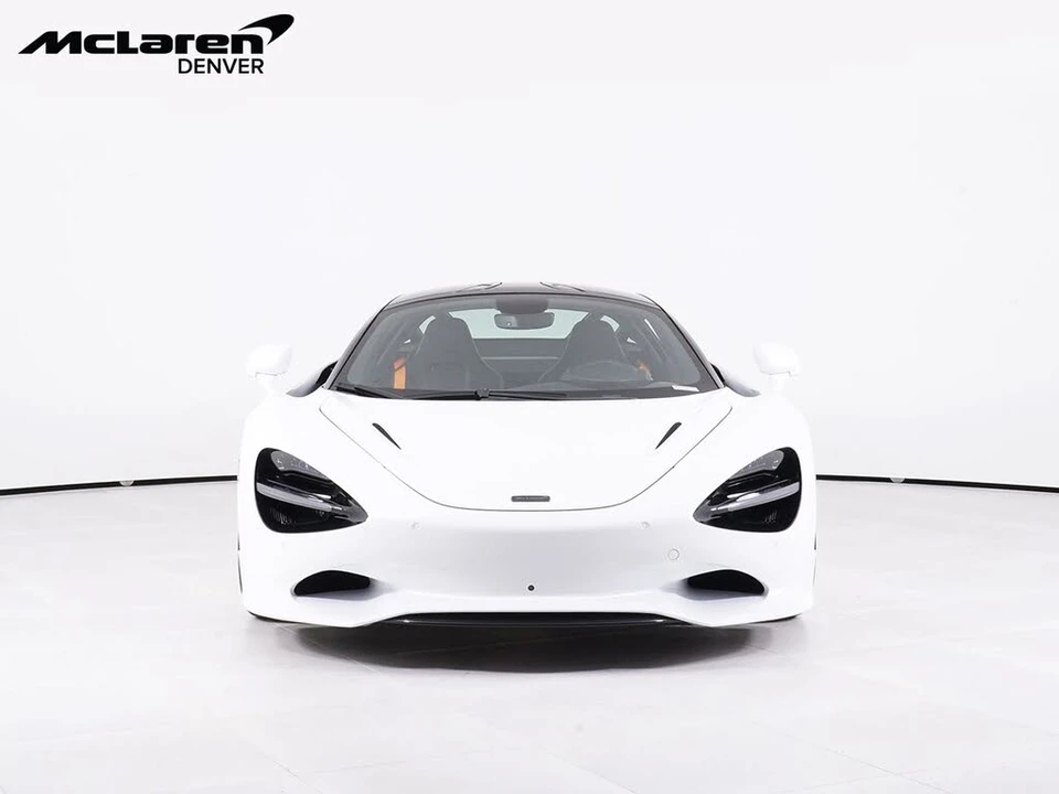 2027 McLaren 750S Coupe - Image 11 of 29