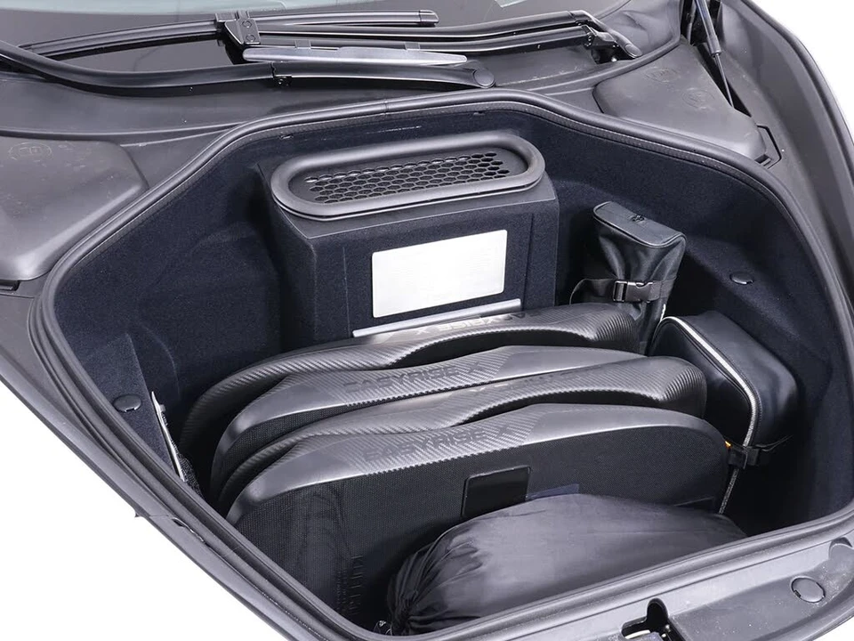 2027 McLaren 750S Coupe - Image 18 of 29